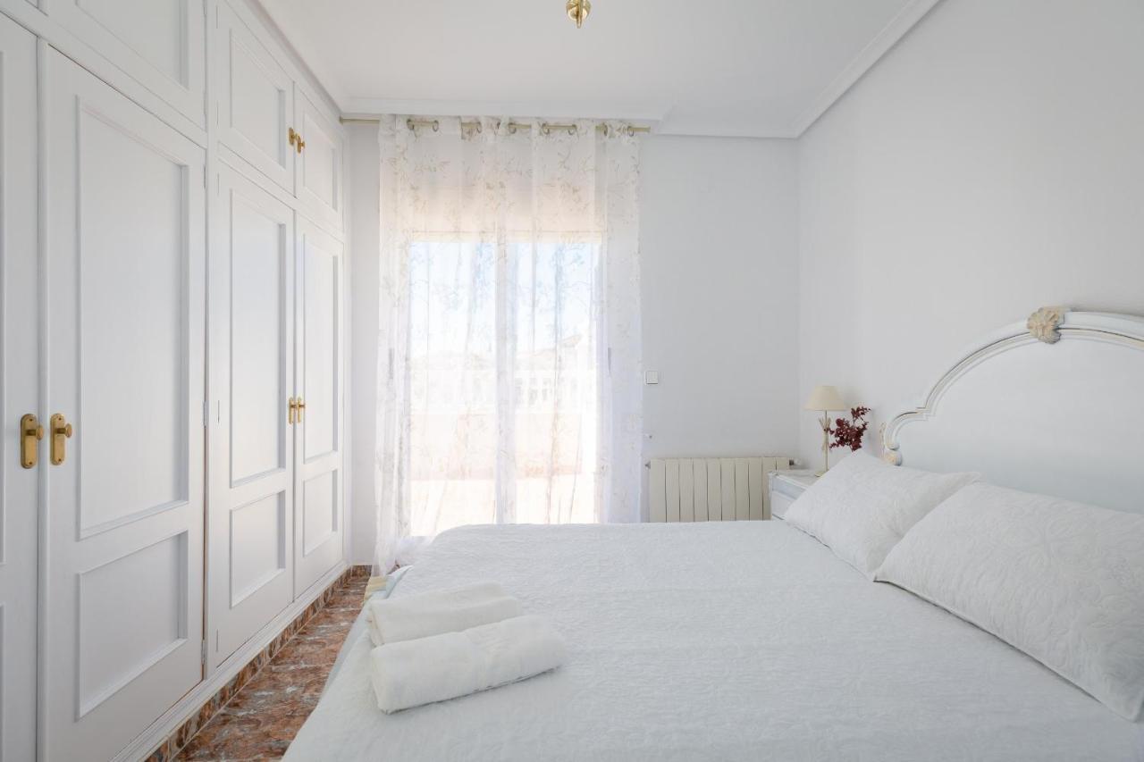 Tángel Fidalsa Grand White House 빌라 외부 사진