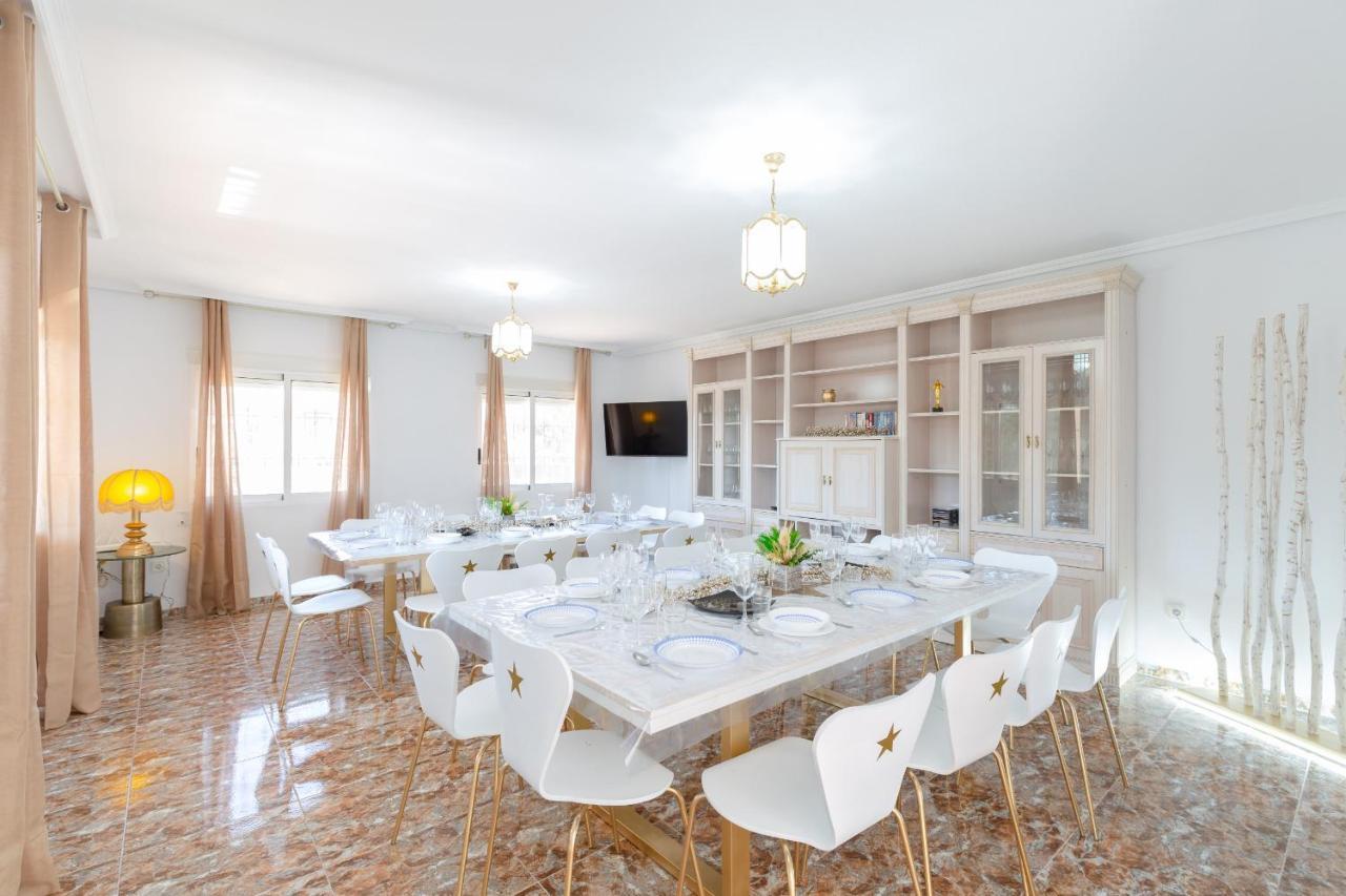 Tángel Fidalsa Grand White House 빌라 외부 사진