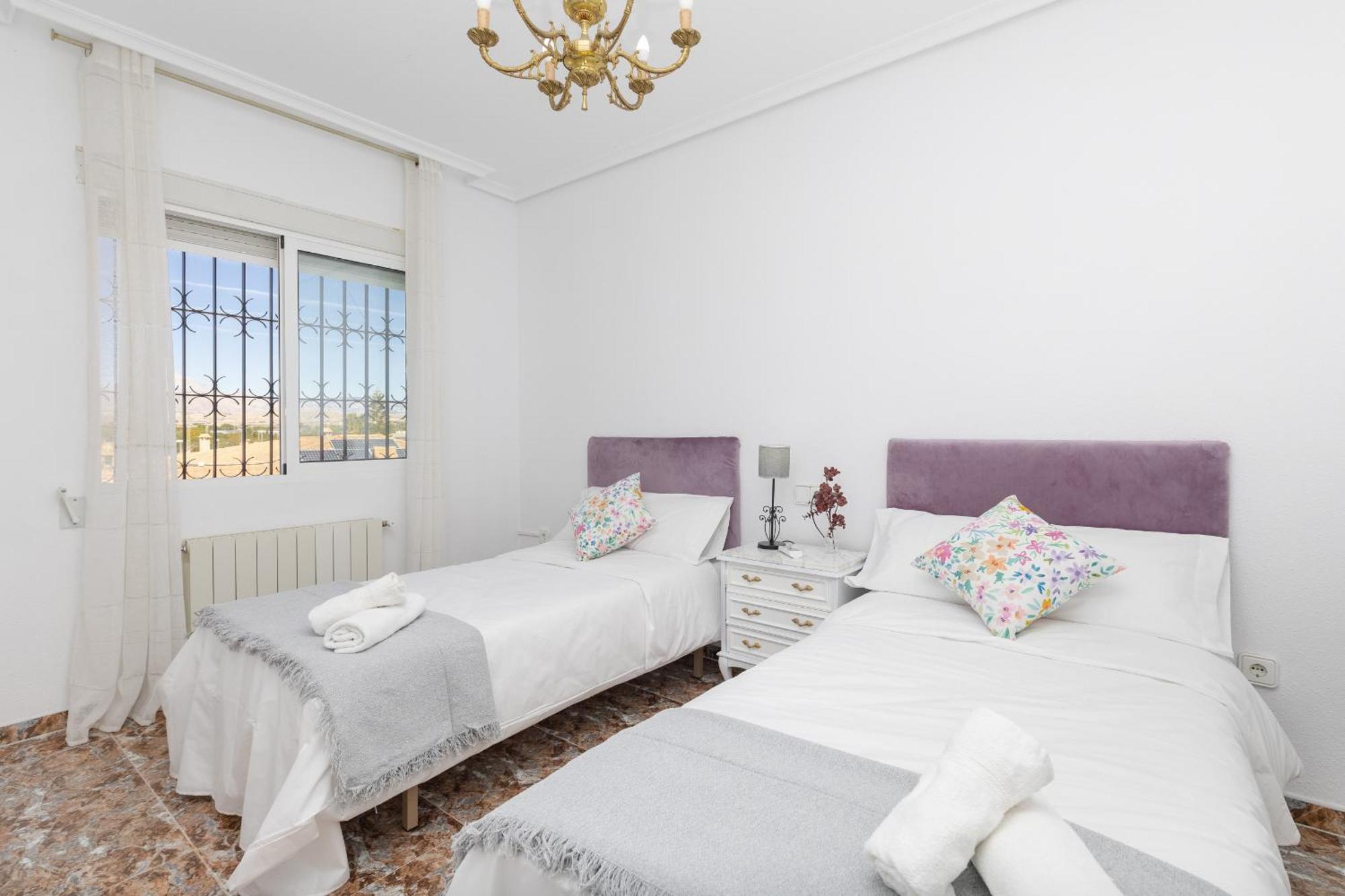 Tángel Fidalsa Grand White House 빌라 외부 사진