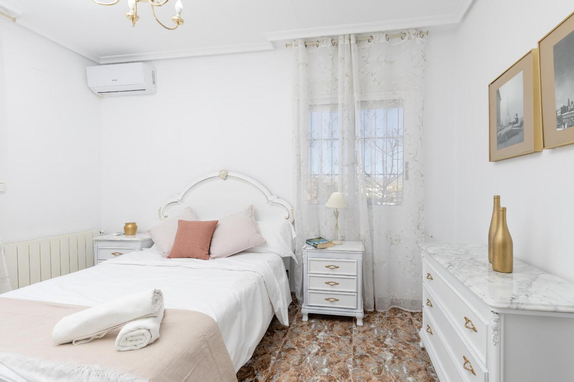 Tángel Fidalsa Grand White House 빌라 외부 사진